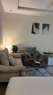 استيديو الحمراء بدخول ذاتي - 6