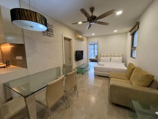 KL Pavilion Fairlane by Lily - 7