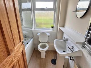 Croft House - Sleeps 4 & Mountain View - 2