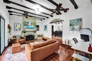 Spanish 5 Bedroom Pool House Minutes to the Beach - 5