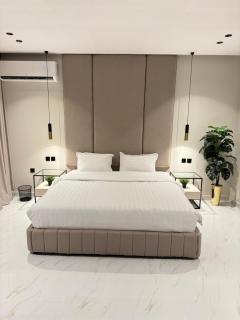 استديو فاخر مع اثاث راقي ودخول ذكى - 4