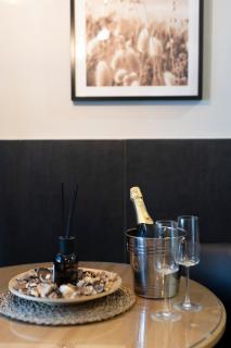 Falco Luxury Home - 4