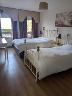 The Old Parochial House - 9