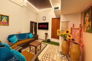 Divine Solace GF1 Stay near Kumbh Mela - 4