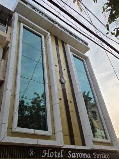 Saroma Portico - 3