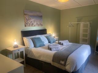 Foxs Farmhouse - 1