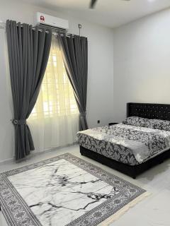 Alaisya Homestay - 9