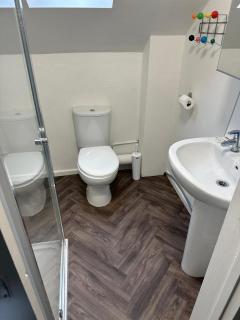 Cosy Cottage, free WIFI and Parking! - 4