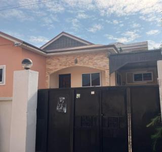 Achimota Luxe Haven Luxury 3BR All Ensuite - 8