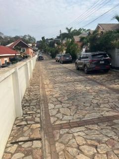 Achimota Luxe Haven Luxury 3BR All Ensuite - 9