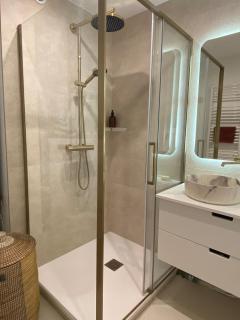 T2 tout équipé, grande terrasse et parking - 9