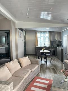 Raj Adventures Hideaway - 7 Cascades - 7