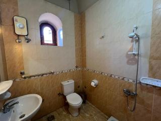 Yuhan's Bed & Breakfast - 8