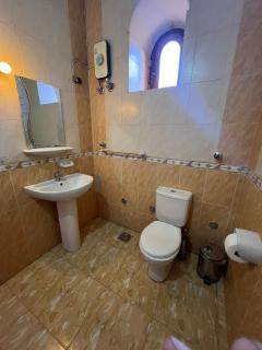 Yuhan's Bed & Breakfast - 6