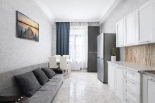 New Grand Tbilisi Apartment - 0