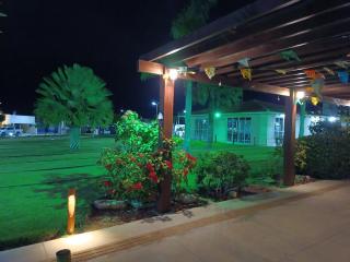 Casa em condomínio com 2 quartos climatizados - 2