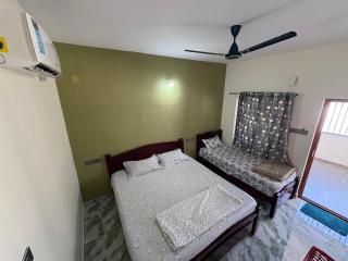 Mani Homestay Hampi - 1