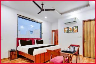 Hotel Prime Aura Palace Near Ram Janam Bhoomi And Temple - 0