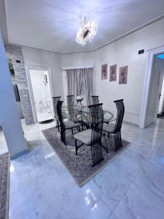 شقة فندقيه للايجار اليومي مطله على نهر النيل بشارع الملك الصالح بمنيل الروضه القاهرة - 1