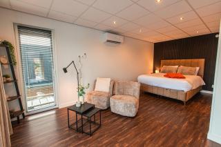 Tiny Boat House #5 - 7