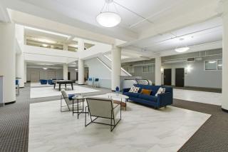 Luxury Downtown Cityview Suite Skywalk Access and Free Garage Parking - 6