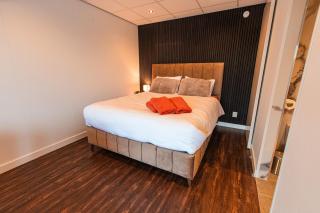 Tiny Boat House #5 - 5