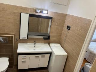 Central City Stylish Apartment - 4