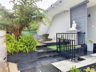 The Green Hybrid Holiday Bungalow - 6