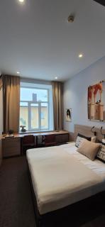 Private Double Room in Corner Building - 0