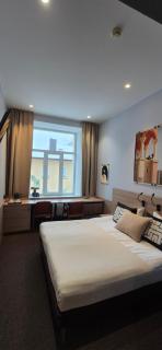 Private Double Room in Corner Building - 3