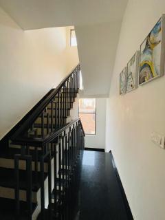 Nook By The Valley - 2