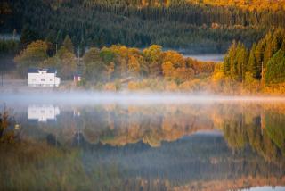 Arctic photo retreat Lofoten - lakehouse Bjørkly - 1
