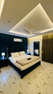Opulent One Bed Escape Bahria Town Lahore - 2