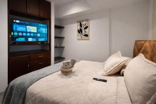 Aparta-estudio acogedor con balcón y parqueadero junto a la UPTC, Tunja - 0