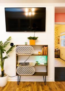 Indy Palm Pad with Patio & Tiki Bar-Mid-Century Charmer-Family Friendly - 2