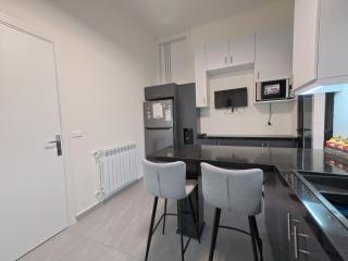 the gray house 2024 - 4