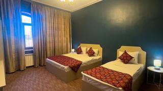 The Lantern Central Hotel - 4