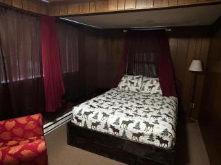 Family Cabin at Rainier Lodge -0.4 m from entrance - 4