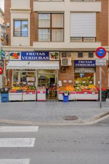 The Cabanal Beach House - 10 min to ocean, FastWifi, AC, Coffee - 4