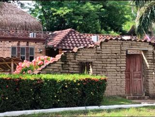 House with private beach Lake Izabal Guatemala - 9