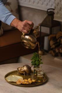 Riad Mint - Luxury Oasis in the Medina with Pool - 3