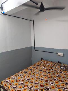 Zayn's Gents Hostel - 2