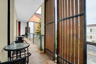 Collection O Yayah Residence - 8