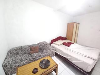 OYO 95096 Dewi Sudirman Guest House - 3