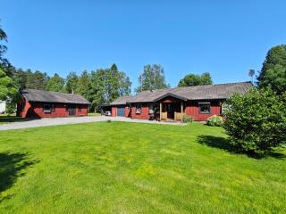 Spacious villa in idyllic fishing village, Sweden - 0