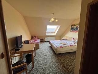 Pension Serbitzer Hof - 8