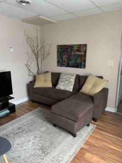 Downtown 2 bedroom 1st Floor - 0