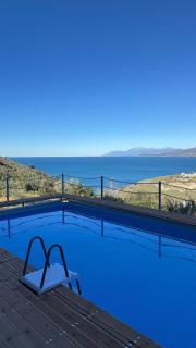 Grand Seaview Apartments - 9