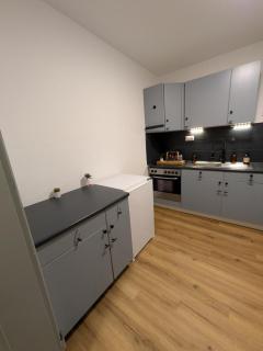 Moderne Ferienwohnung mit Balkon - 3 Minuten zum See für bis zu 4 Personen - 2