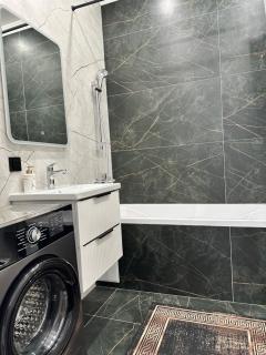 Grand Turan Avenue - 9